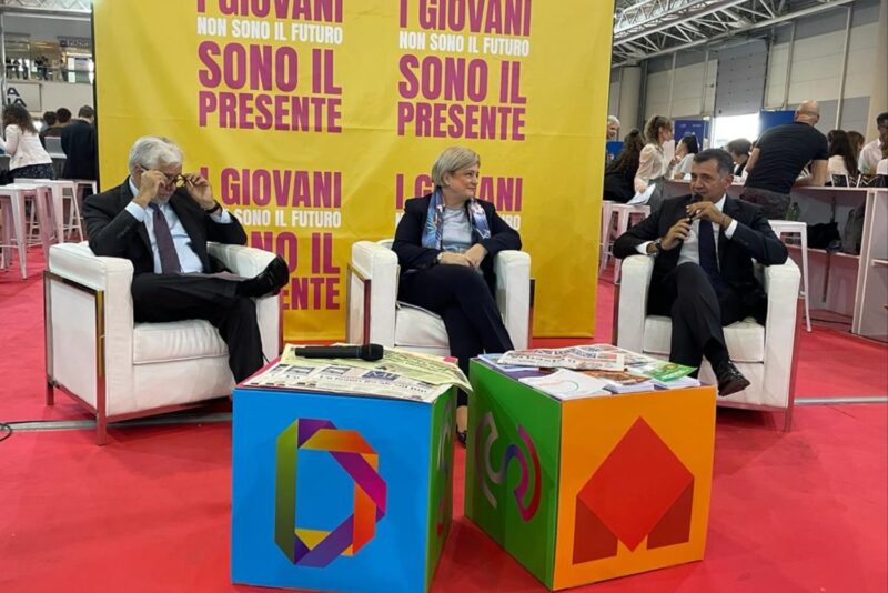 Regione Lazio. Marco Bertucci con il Ministro del Lavoro Marina Calderone al Salone Nazionale dello Studente